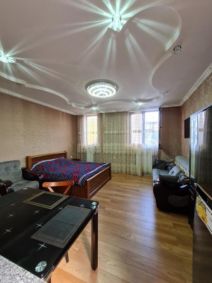 Gricko Hotel Tbilisi Exterior foto